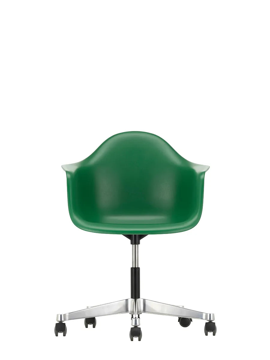Eames Plastic Armchair PACC från Vitra