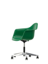 Eames Plastic Armchair PACC från Vitra - 20 - Jacobsen Plus