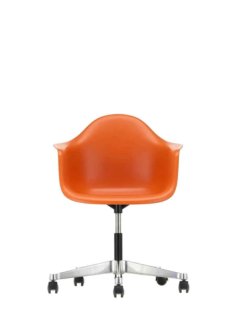 Eames Plastic Armchair PACC från Vitra