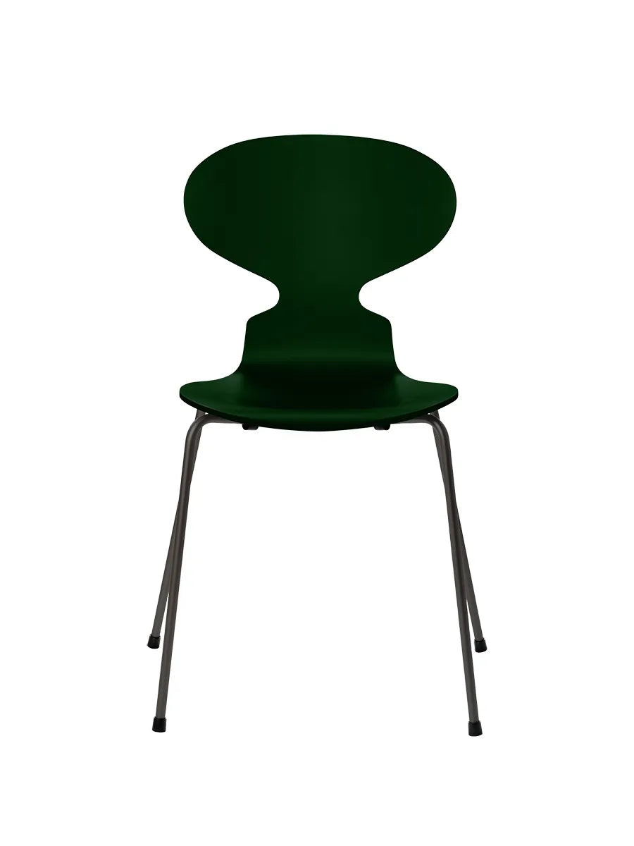 3101 Myren Stol lackad av Arne Jacobsen