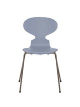 3101 Myren Stol lackad av Arne Jacobsen - Lavender Blue / Brown Brons - Jacobsen Plus