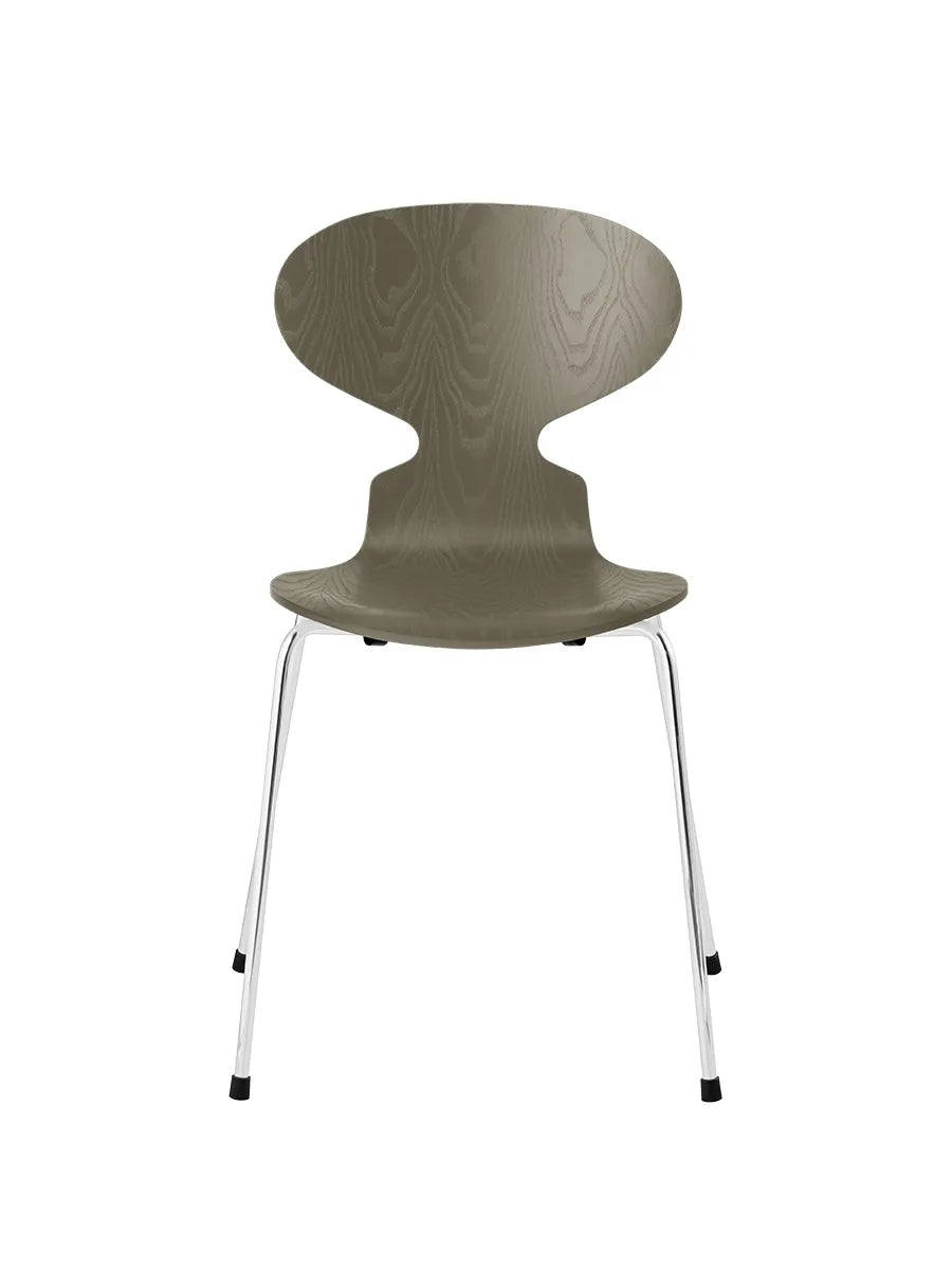3101 Myren Stol i färgad ask av Arne Jacobsen - Olive Green / Krom - Jacobsen Plus