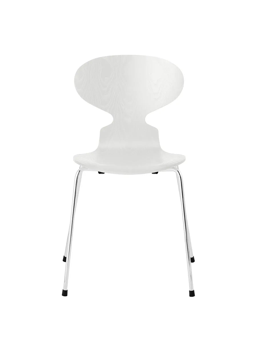 3101 Myren Stol i färgad ask av Arne Jacobsen - Vit / Krom - Jacobsen Plus