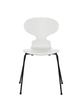 3101 Myren Stol lackad av Arne Jacobsen - Vit / Svart - Jacobsen Plus