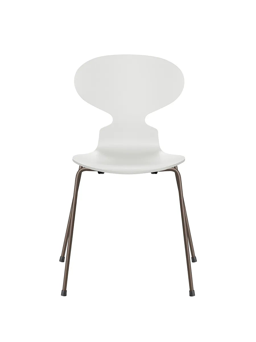 3101 Myren Stol lackad av Arne Jacobsen - Vit / Brown Brons - Jacobsen Plus