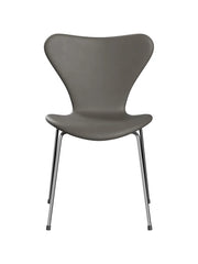 3107 Stol, helklädd Essential-läder lava/krom underrede av Arne Jacobsen