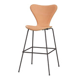 Fritz Hansen - 3197 hög barstol, naturfanér och frontklädd i Natur-läder - Bok - Warm Graphite stel - Jacobsen Plus