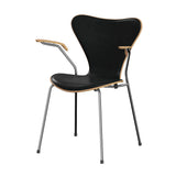 Fritz Hansen - 3207 Stol med armstöd, naturfanér och frontklädsel i Grace-läder - Bok - Svart læder - Krom stel - Jacobsen Plus
