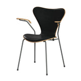 Fritz Hansen - 3207 Stol med armstöd, naturfanér och frontklädsel i Grace-läder - Bok - Svart læder - Silver Grey stel - Jacobsen Plus