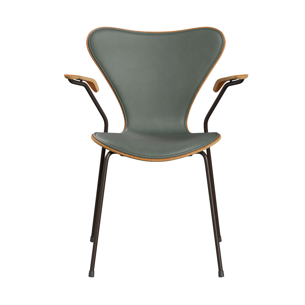Fritz Hansen - 3207 Stol med armstöd, naturfanér och frontklädsel i Grace-läder - Kirsebær - Concrete Grey læder - Brown Brons stel - Jacobsen Plus