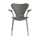 Fritz Hansen - 3207 Stol med armstöd, naturfanér och frontklädsel i Grace-läder - Mørkbejdset eg - Concrete Grey læder - Silver Grey stel - Jacobsen Plus