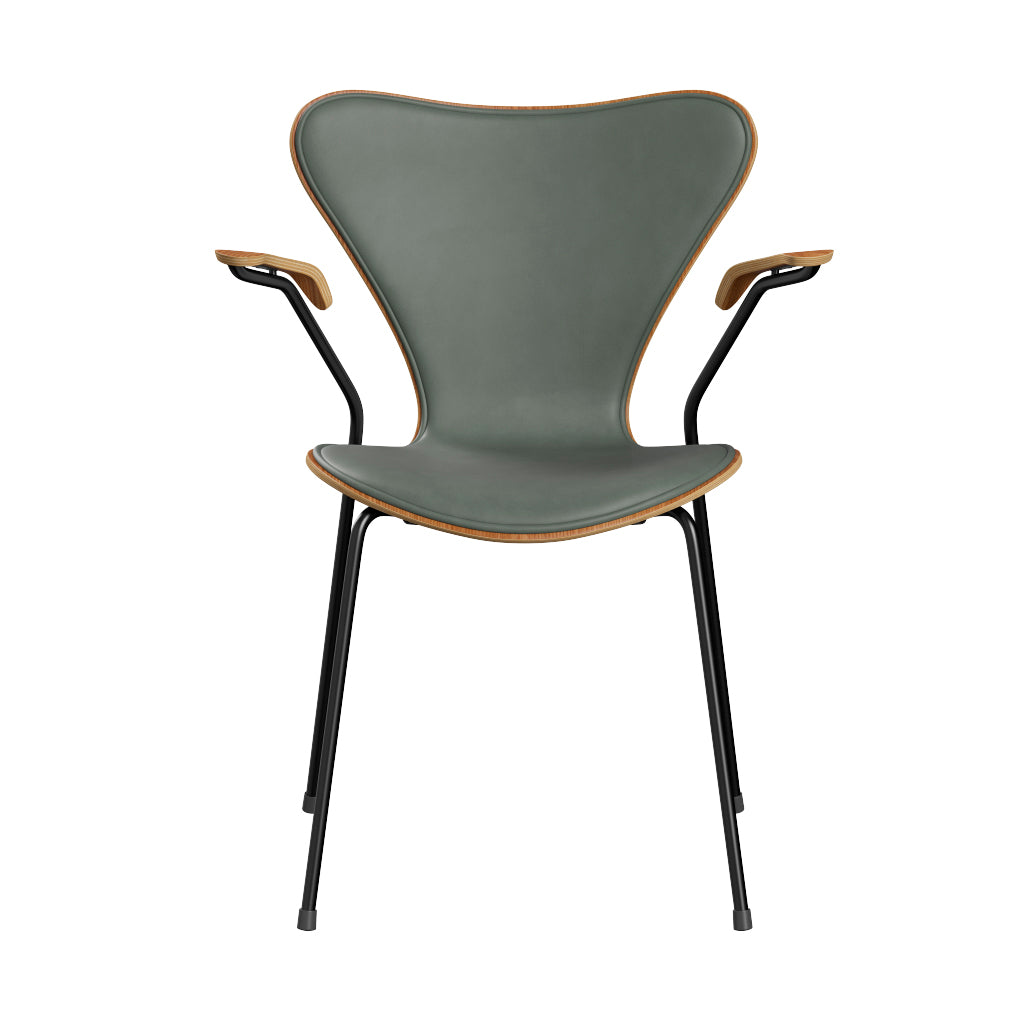 Fritz Hansen - 3207 Stol med armstöd, naturfanér och frontklädsel i Grace-läder - Elm - Concrete Grey læder - Svart stel - Jacobsen Plus