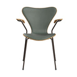 Fritz Hansen - 3207 Stol med armstöd, naturfanér och frontklädsel i Grace-läder - Ek - Concrete Grey læder - Brown Brons stel - Jacobsen Plus