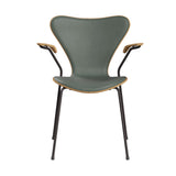 Fritz Hansen - 3207 Stol med armstöd, naturfanér och frontklädsel i Grace-läder - Ek - Concrete Grey læder - Warm Graphite stel - Jacobsen Plus