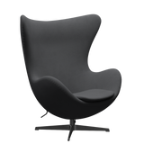3316 Ägget loungestol, stomme i svart av Arne Jacobsen - Christianshavn - 1172 Grey Uni - Jacobsen Plus