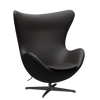 3316 Ägget loungestol, stomme i svart av Arne Jacobsen