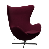 3316 Ägget loungestol, stomme i svart av Arne Jacobsen - Hallingdal - 573 Wine Red/Purple - Jacobsen Plus