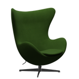 3316 Ägget loungestol, stomme i svart av Arne Jacobsen - Hallingdal - 960 Grass Green - Jacobsen Plus