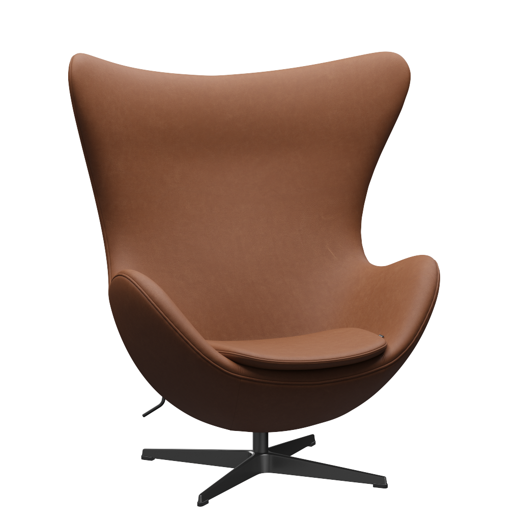 3316 Ägget loungestol, stomme i svart av Arne Jacobsen - Haze læder - Walnut - Jacobsen Plus