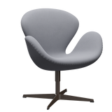 3320 Svanen Loungefåtölj, stomme i brun brons av Arne Jacobsen - Christianshavn - 1170 Light Grey Uni - Jacobsen Plus