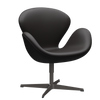 3320 Svanen Loungefåtölj, stomme i varm grafit av Arne Jacobsen