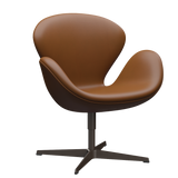 3320 Svanen Loungefåtölj, stomme i brun brons av Arne Jacobsen - Aura læder - Walnut - Jacobsen Plus