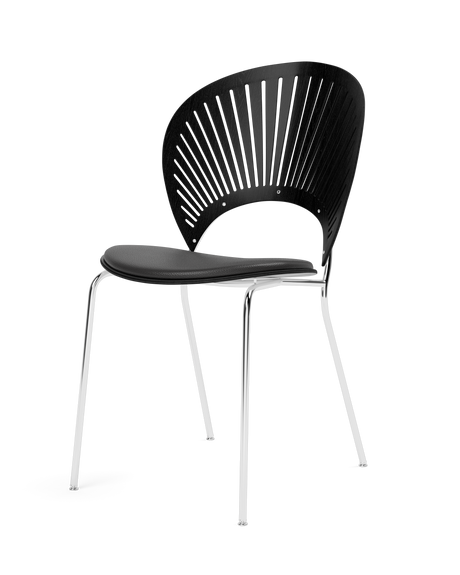 Trinidad Stol med svart läder på sits från Fredericia Furniture - Jacobsen Plus