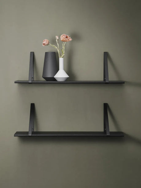 Metal Shelf-hyllupphängning från Ferm Living - 2 - Jacobsen Plus