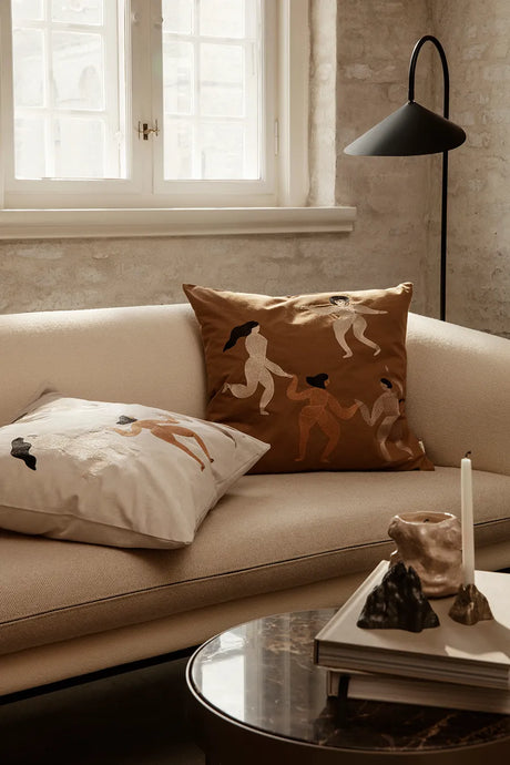 Turn Soffa 2 Bouclé, off-white från Ferm Living - Kashmir Stel - Jacobsen Plus