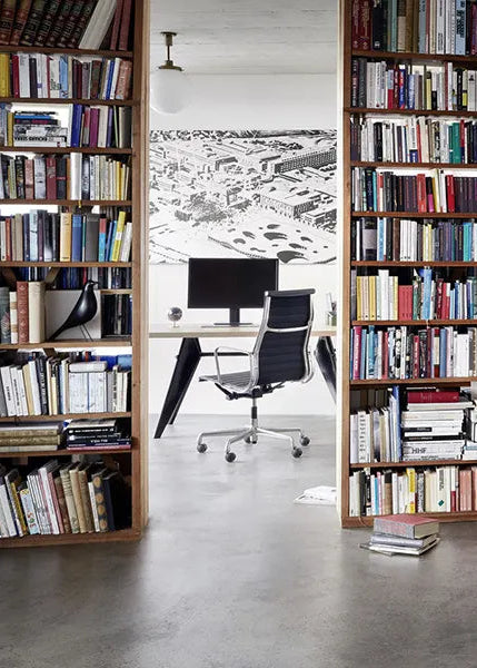 Aluminium Chair EA 119 Kontorsstol, svart läder från Vitra - 2 - Jacobsen Plus