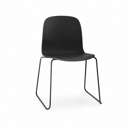 Visu Matstol, svart m/släde base från Muuto - 1 - Jacobsen Plus