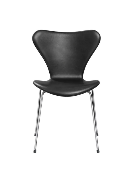Fritz Hansen - 3107 stol, helklädd i Wild-läder svart / kromunderrede av Arne Jacobsen - 1 - Jacobsen Plus