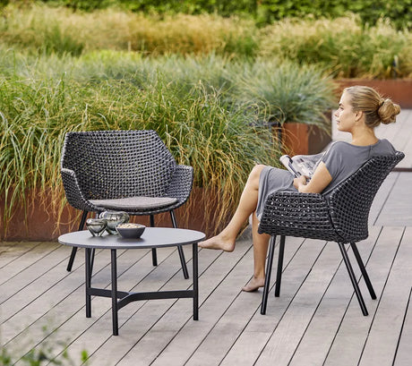Twist Soffbord, medium från Cane-line - Lava grey / White (Hi-Core) - Jacobsen Plus