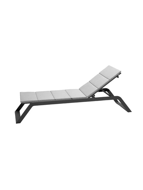 Siesta Solstol från Cane-line - Light grey / Ingen dyna - Jacobsen Plus