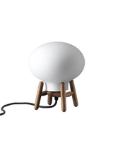 U6 Mini Hiti Bordslampa, opalt glas/valnöt från FDB Møbler - 1 - Jacobsen Plus