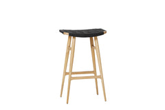 Freja barstol, ek, Leather Stripe Saddle Black från Stellar Works
