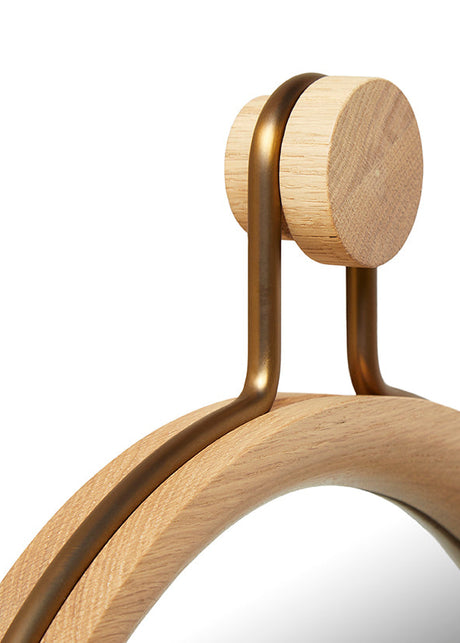Utility Round Mirror Liten, naturlig ek, åldrat guld från Stellar Works - 2 - Jacobsen Plus