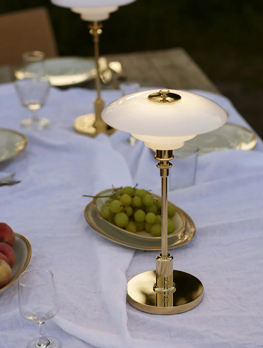 PH 2/1 Portable Bordslampa, mässing från Louis Poulsen - 2 - Jacobsen Plus