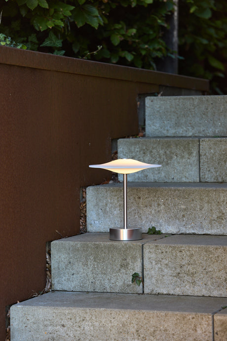 Sinus 22 Portabel bordslampa, stål av Piet Hein - 3 - Jacobsen Plus