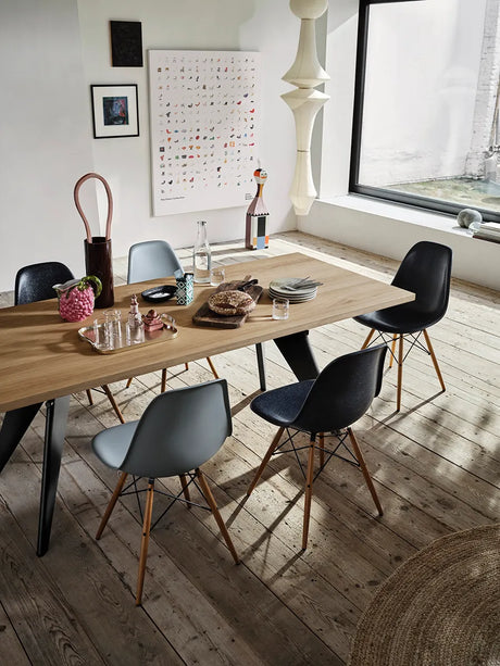 Eames Plastic Side Chair DSW, lönnträ från Vitra - Mustard - Jacobsen Plus