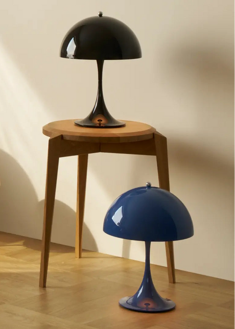 Panthella 250 portabel bordslampa, opak indigoblå av Verner Panton - 2 - Jacobsen Plus