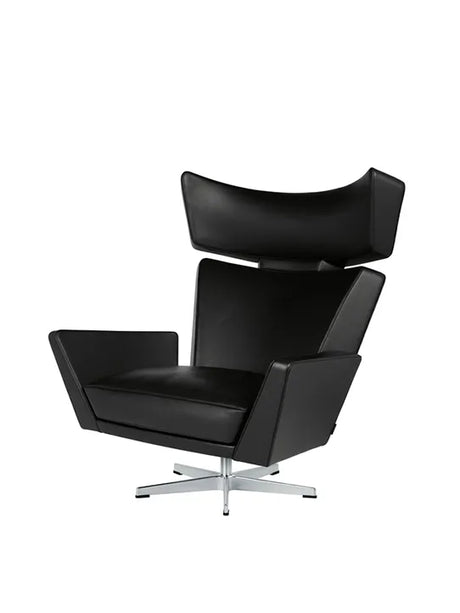 Oxen Fåtölj av Arne Jacobsen - Aura læder (svart) / Base i børstet aluminium - Jacobsen Plus