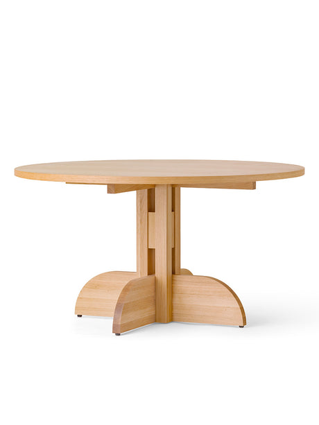 Audo Copenhagen - Puffin matbord, Ø140 cm - Lackerad egefiner - Jacobsen Plus
