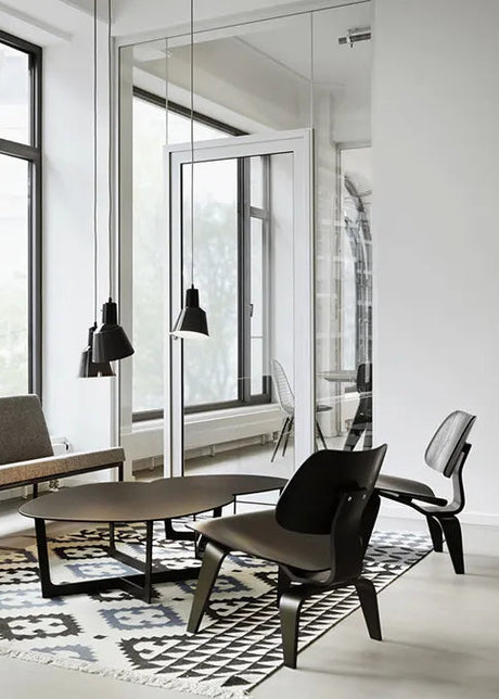 Plywood Group LCW, svartlackerad ask från Vitra - 2 - Jacobsen Plus