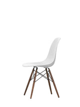 Eames Plastic Side Chair DSW, mörkbetsat lönnträ från Vitra - 10 - Jacobsen Plus