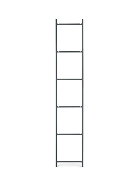 Punctual - Ladder 6 från Ferm Living - Light grey - Jacobsen Plus