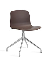 About a Chair AAC10 från Hay - Raisin / Polerad aluminium - Jacobsen Plus