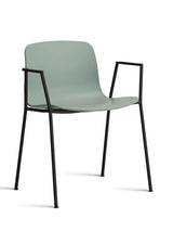 About a Chair AAC18 från Hay - Fall Green / Svart pulverlakeret stål - Jacobsen Plus
