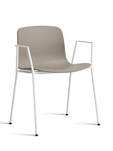 About a Chair AAC18 från Hay - Khaki / Vit pulverlakeret stål - Jacobsen Plus