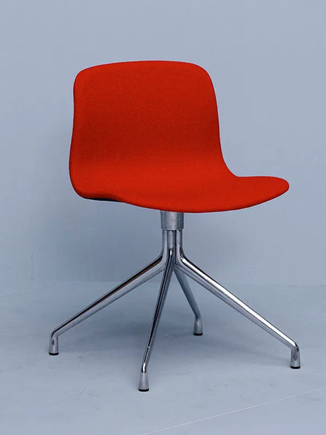 About a Chair AAC11 från HAY - Steelcut / Svart pulverlakeret aluminum - Jacobsen Plus